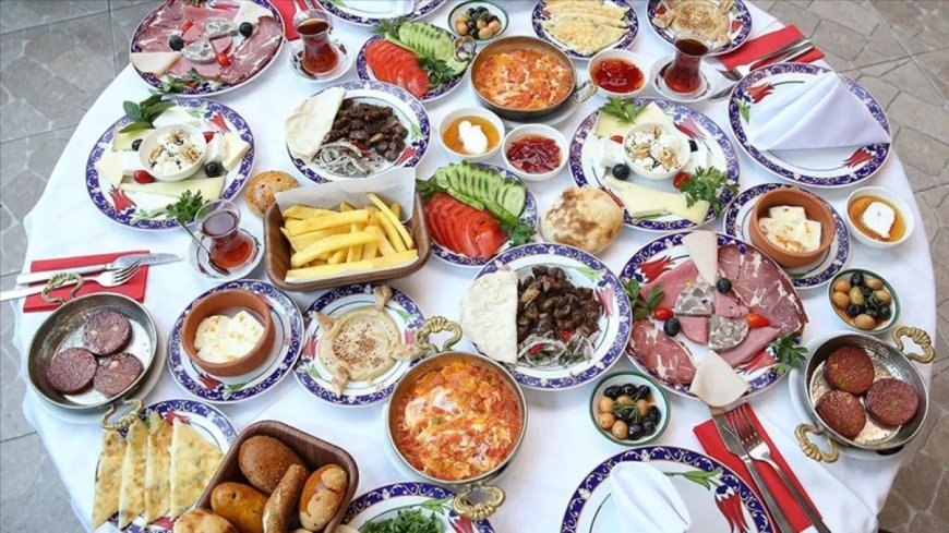 Serpme kahvaltıda israf dönemi bitiyor! Cumhurbaşkanlığı harekete geçti